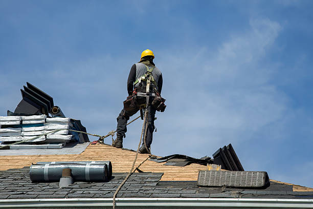 Professional Gutter Installation technician working in Lizton, IN